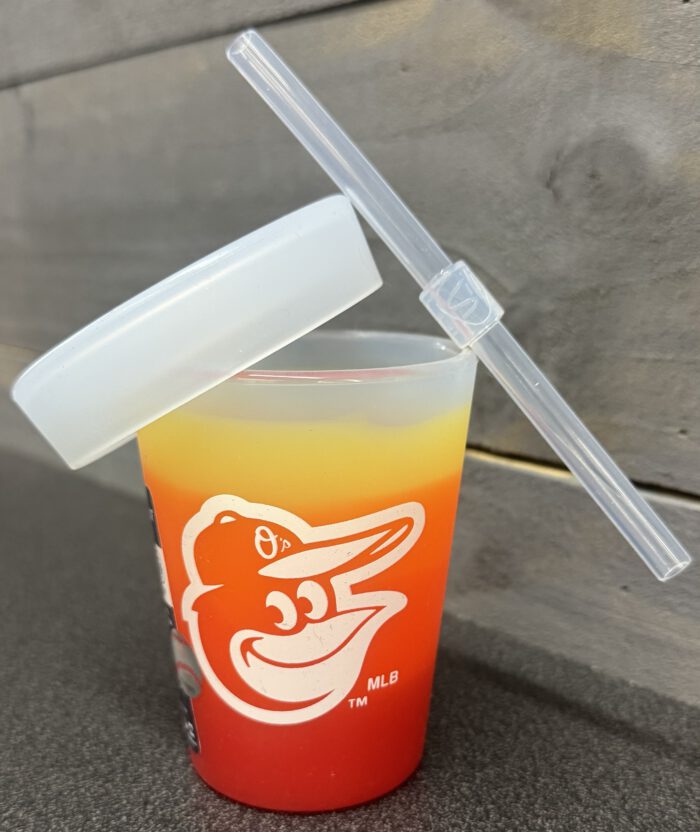 8 oz. Silicone Straw Tumbler. - Image 3